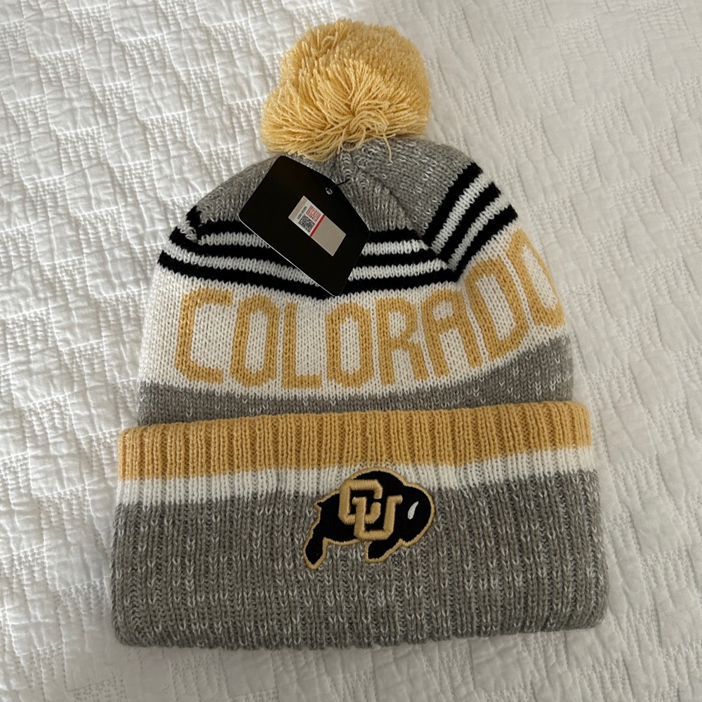 NWT Colorado Buffaloes winter hat